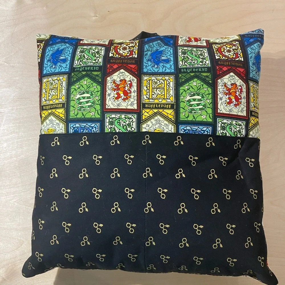 Hand Crafted Hogwarts House Crest Pillow - Multicolor (NX)